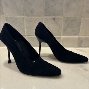 Karl Lagerfeld Classic Black Suede Heels Size 7